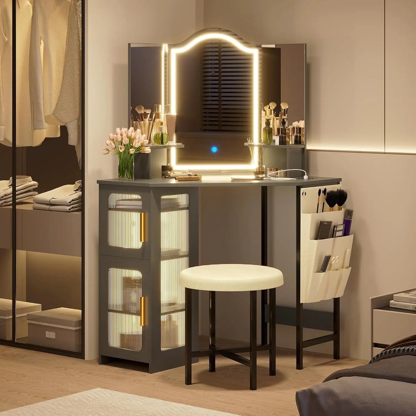 Corner Vanity Set with Stool & Mirror