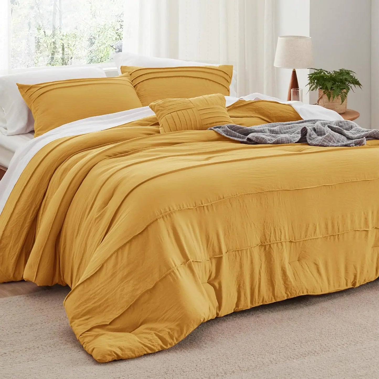 King Comforter Set - 4 Pieces Grid Pleat