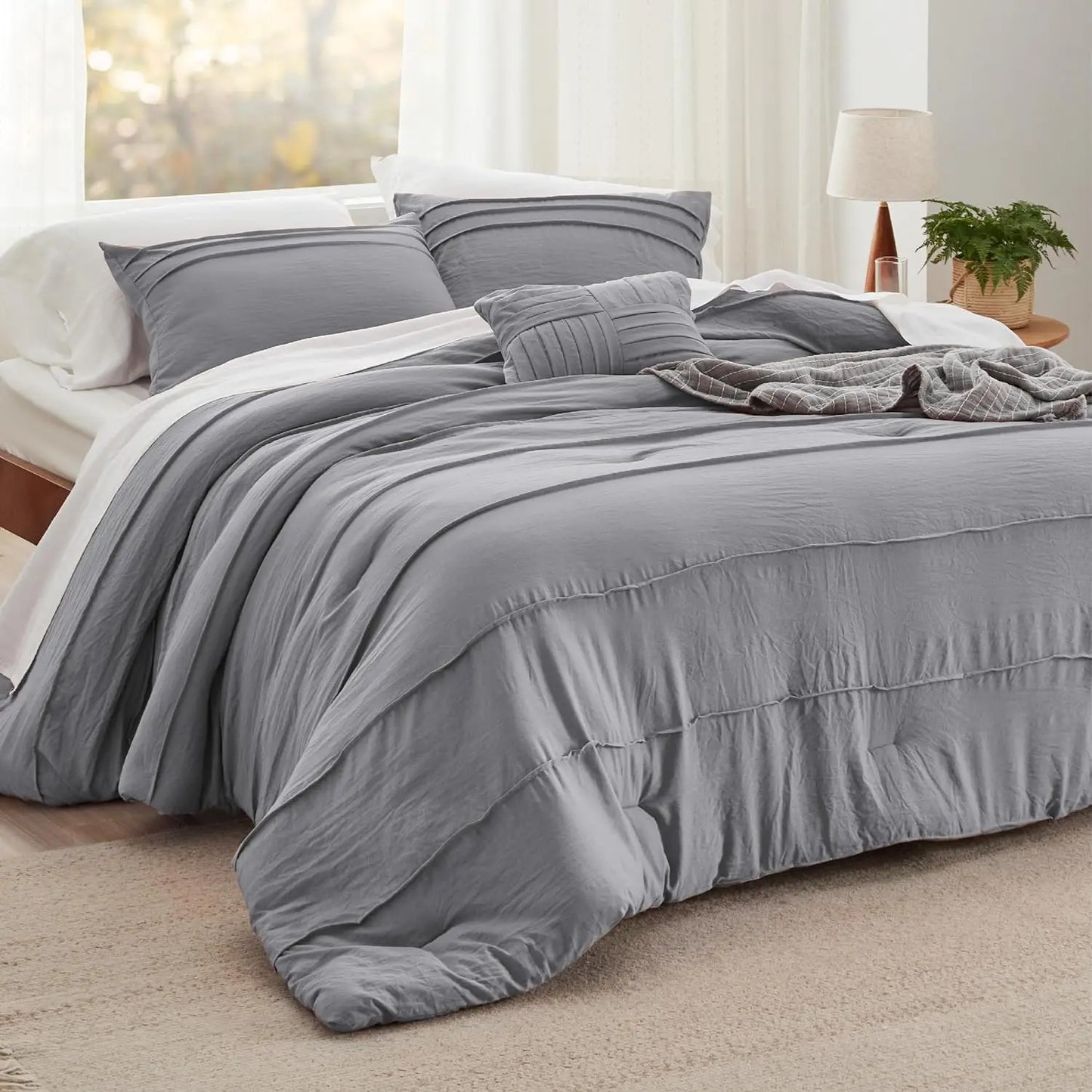 King Comforter Set - 4 Pieces Grid Pleat