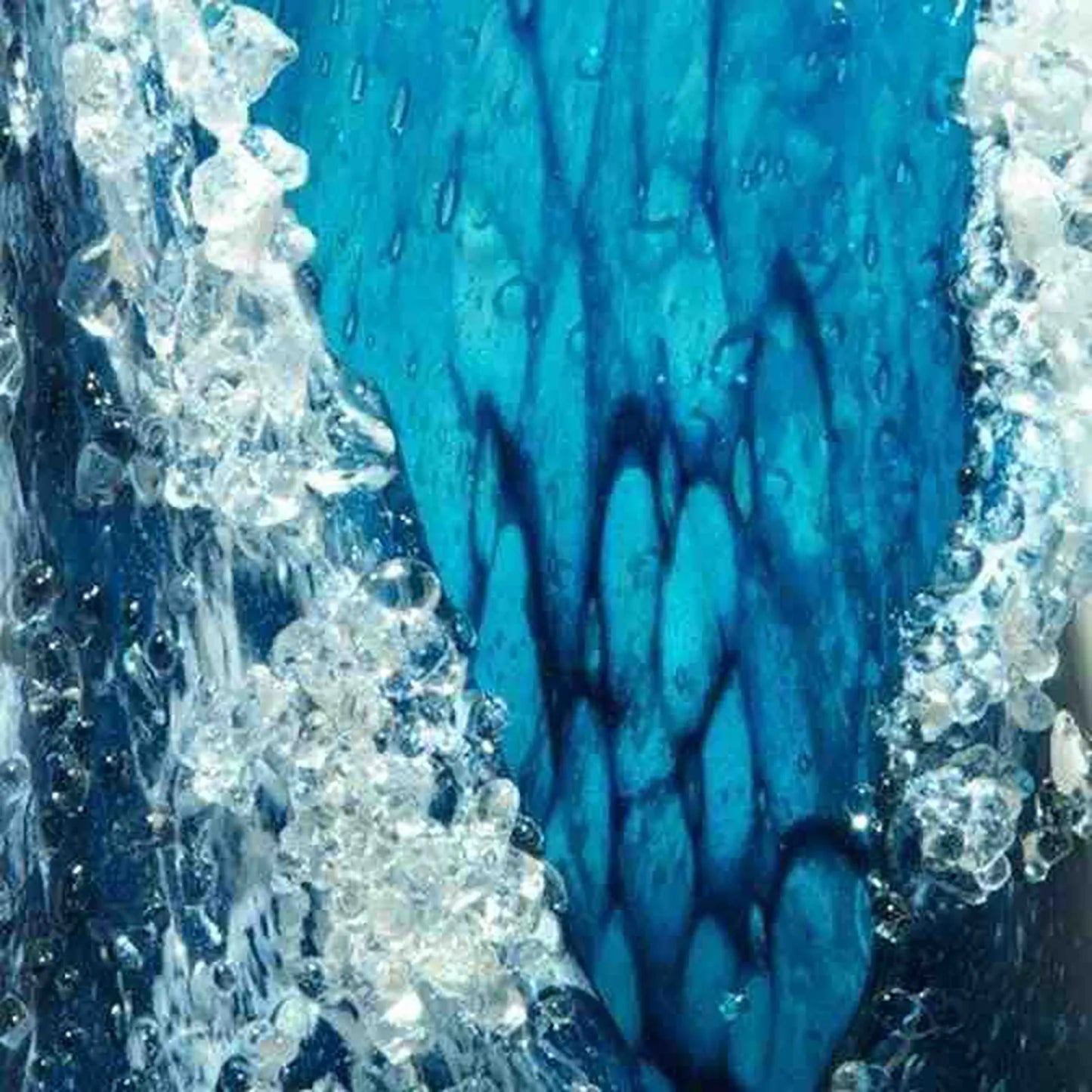 Wavy Vase Resin, Blue